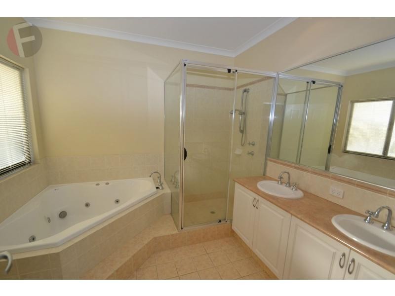 20 Dartmouth Circle, Quinns Rocks WA 6030