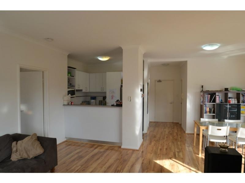 28/164 Lakeside Drive, Joondalup WA 6027