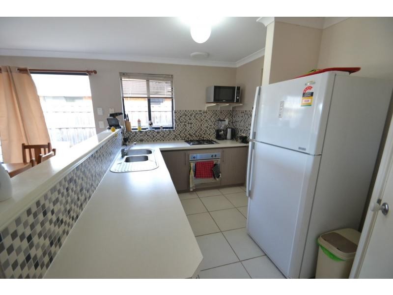 6 Gladman Pass, Ellenbrook WA 6069