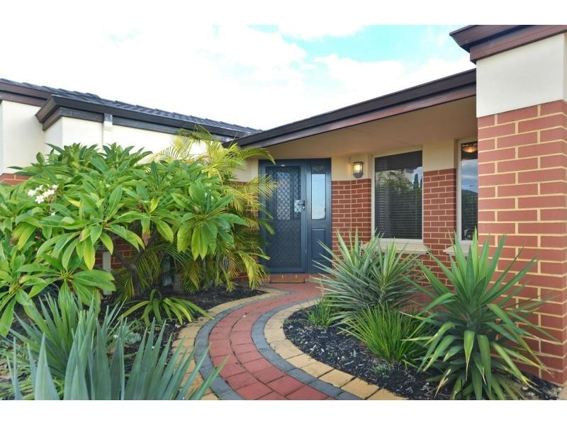 5 Basle Way, Mindarie WA 6030