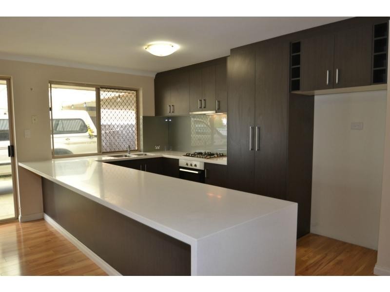 6 Throssell Place, Clarkson WA 6030