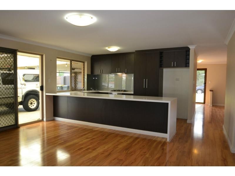 6 Throssell Place, Clarkson WA 6030