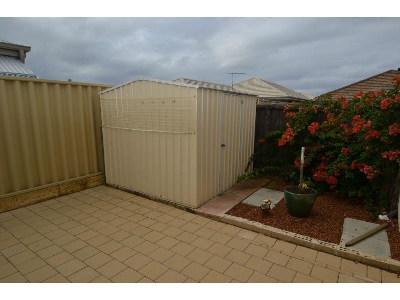 10 Roosky Approach, Ridgewood WA 6030