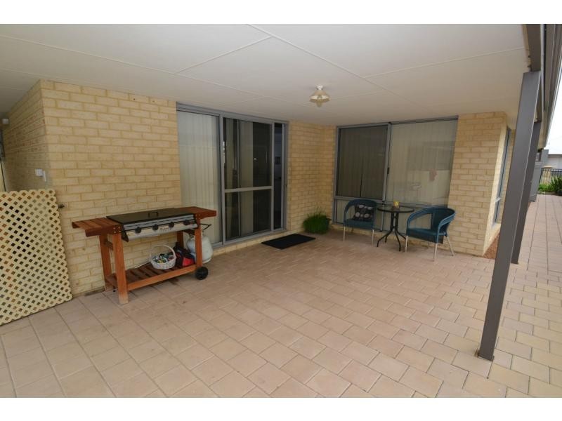 10 Roosky Approach, Ridgewood WA 6030