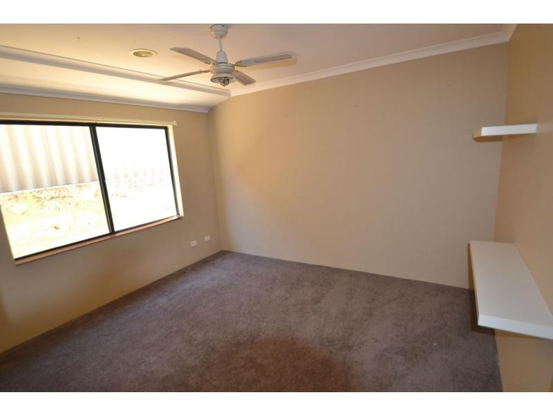 18 Kartner Road, Tapping WA 6065