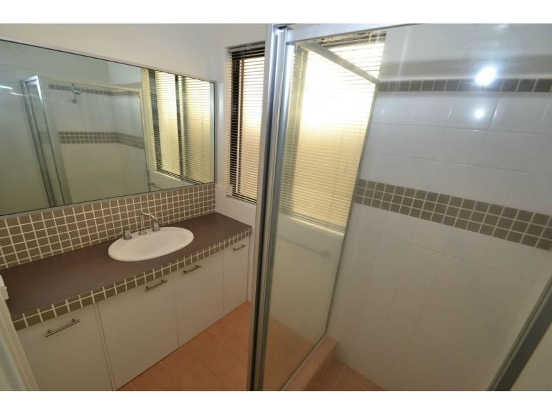 8 Renoir Lane, Currambine WA 6028