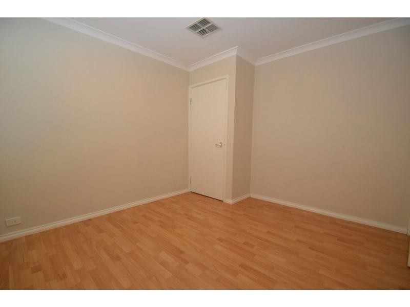 8 Renoir Lane, Currambine WA 6028