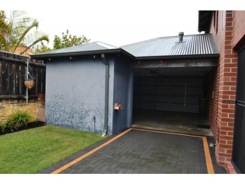 4 Currambine Boulevard, Currambine WA 6028
