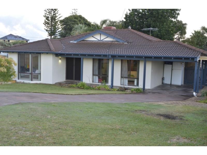 3 Gumblossom Way, Quinns Rocks WA 6030