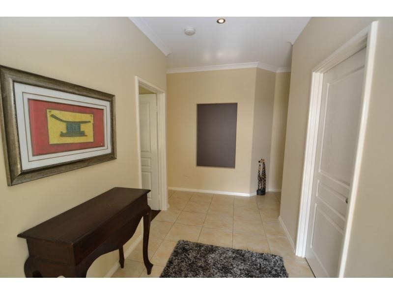 34 Champaigne Drive, Tapping WA 6065