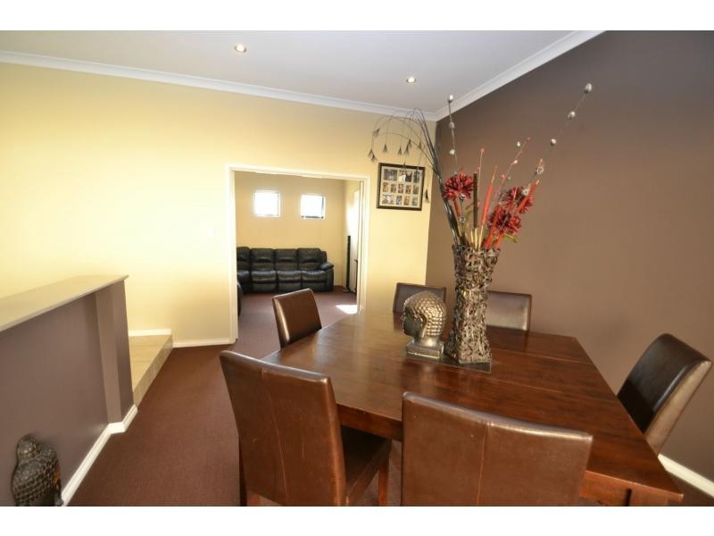 34 Champaigne Drive, Tapping WA 6065