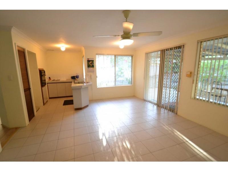 10 Sunningdale Road, Yanchep WA 6035