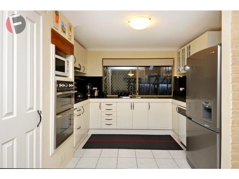 6 Eden Mews, Kinross WA 6028