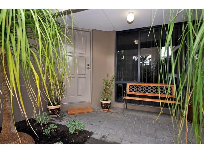 4 Gausson Turn, Ashby WA 6065