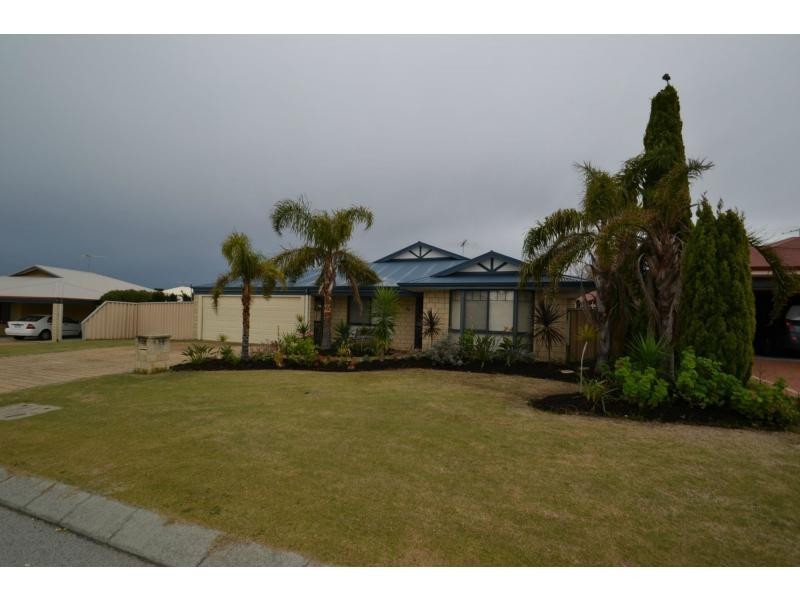 50 Woodbine Loop, Tapping WA 6065