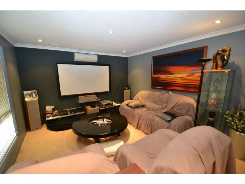 50 Woodbine Loop, Tapping WA 6065