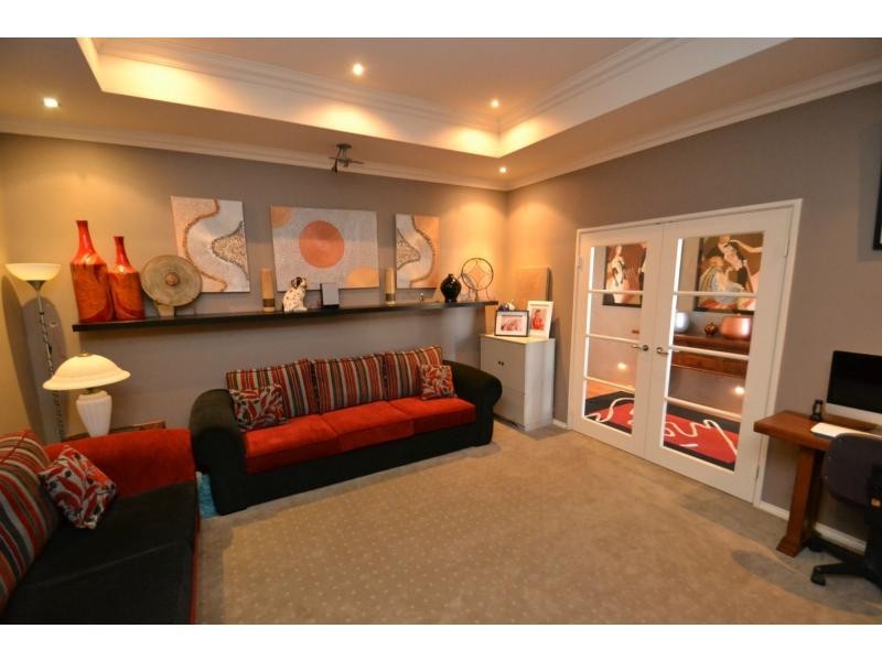 1 Miner Lane, Tapping WA 6065