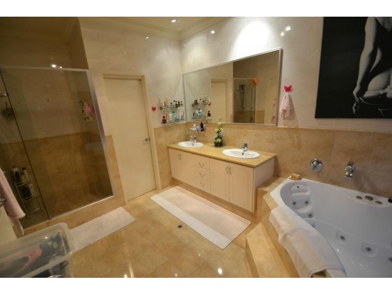 1 Miner Lane, Tapping WA 6065