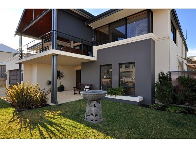 6 Catalina Place, Quinns Rocks WA 6030