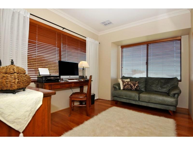 6 Catalina Place, Quinns Rocks WA 6030