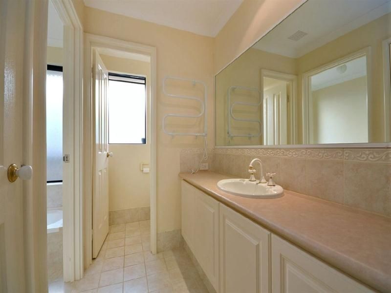 29 Miramare Boulevard, Currambine WA 6028