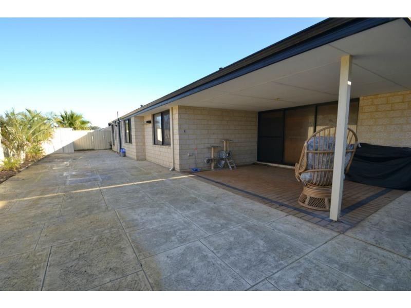 41 Bingarra Crescent, Tapping WA 6065