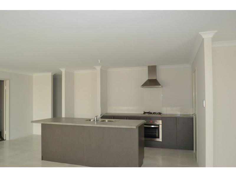 21 Biara, Yanchep WA 6035