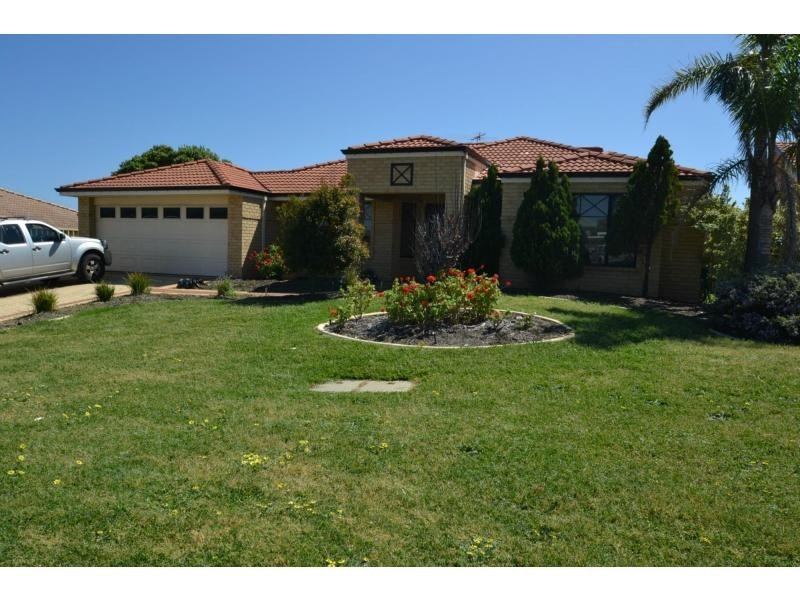 93 Santiago Parkway, Ocean Reef WA 6027