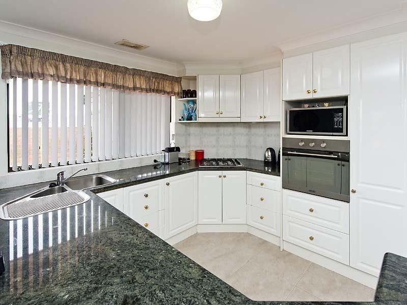 6 Wentworth Way, Padbury WA 6025