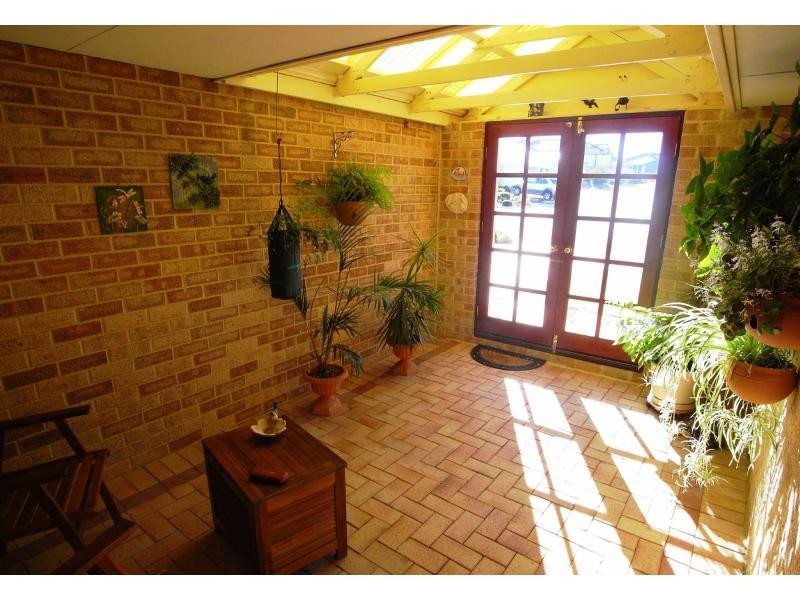 24 Elmhurst Drive, Clarkson WA 6030
