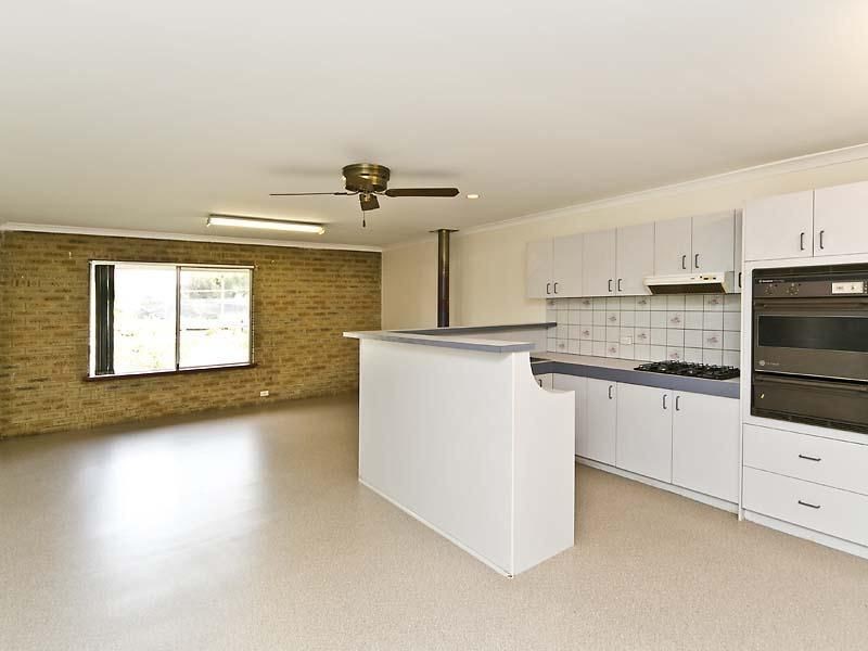 9 Cecil Place, Hamersley WA 6022