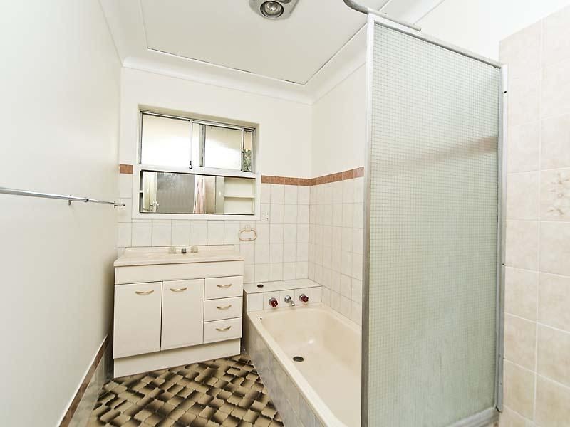 9 Cecil Place, Hamersley WA 6022