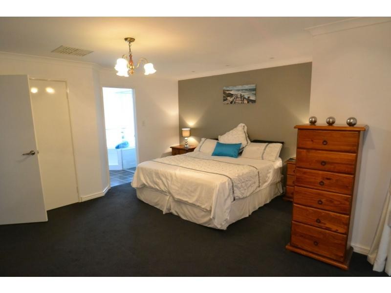 73 Gundaring Turn, Canning Vale WA 6155
