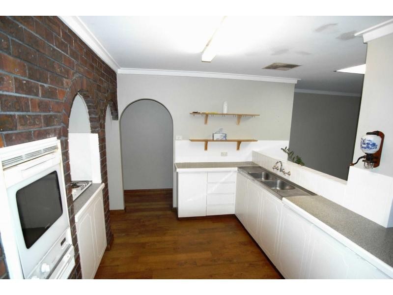 4 Beenong Street, Wanneroo WA 6065