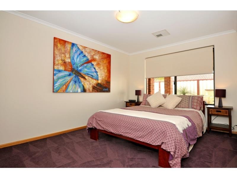 10 Renoir Lane, Currambine WA 6028