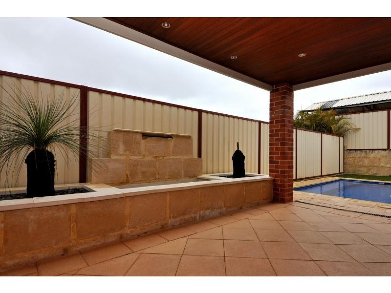 10 Renoir Lane, Currambine WA 6028