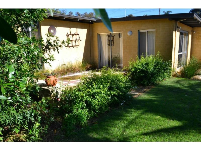 10 Oxley Avenue, Padbury WA 6025