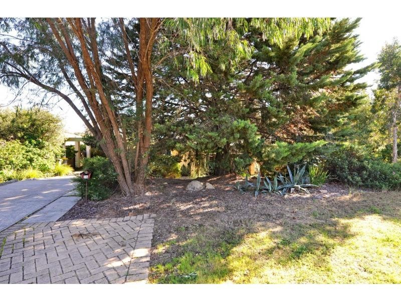 35 Elderslie Way, Duncraig WA 6023