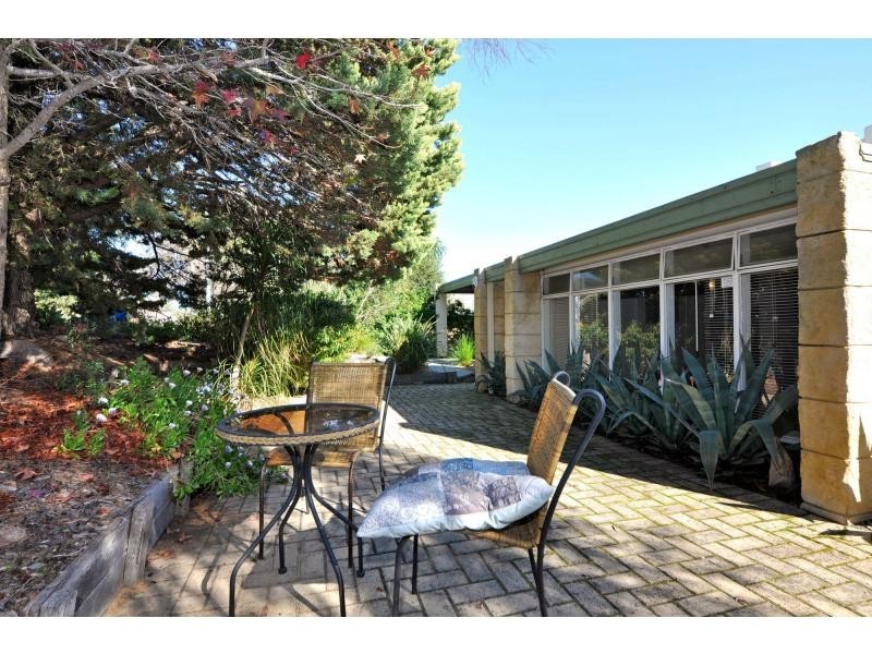 35 Elderslie Way, Duncraig WA 6023