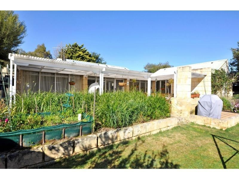 35 Elderslie Way, Duncraig WA 6023