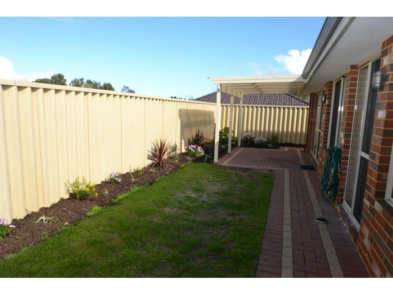 16 Wiltshire Entrance, Butler WA 6036