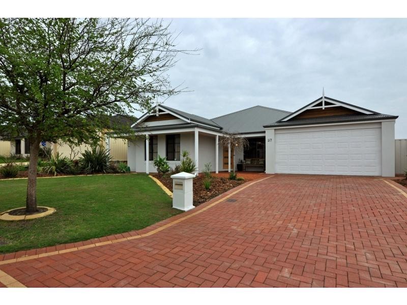 57 Archimedes Crescent, Tapping WA 6065