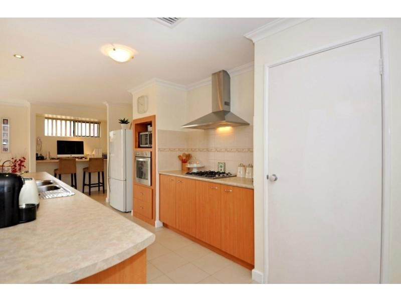 57 Archimedes Crescent, Tapping WA 6065