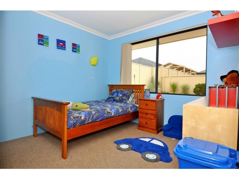 57 Archimedes Crescent, Tapping WA 6065