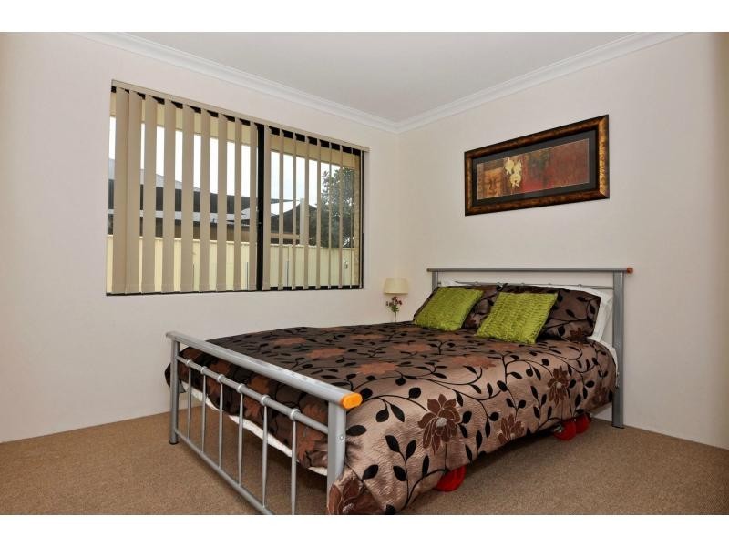 57 Archimedes Crescent, Tapping WA 6065