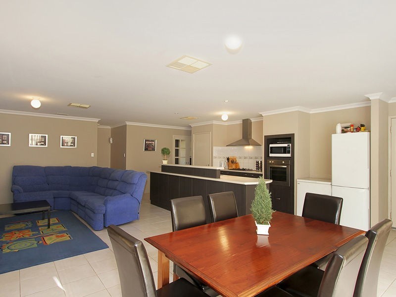 7 Monivae Vista, Tapping WA 6065