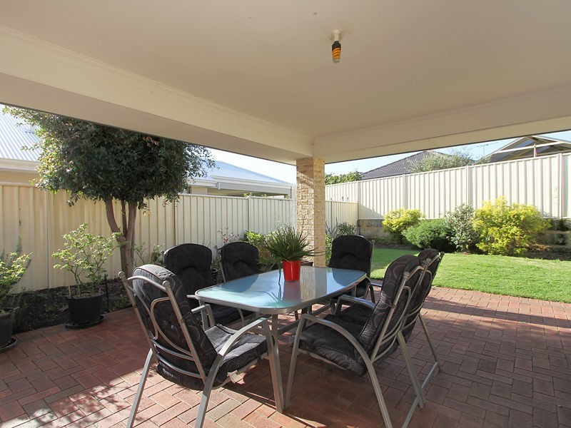 7 Monivae Vista, Tapping WA 6065