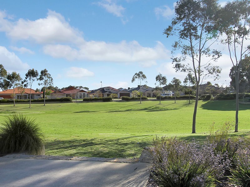 7 Monivae Vista, Tapping WA 6065