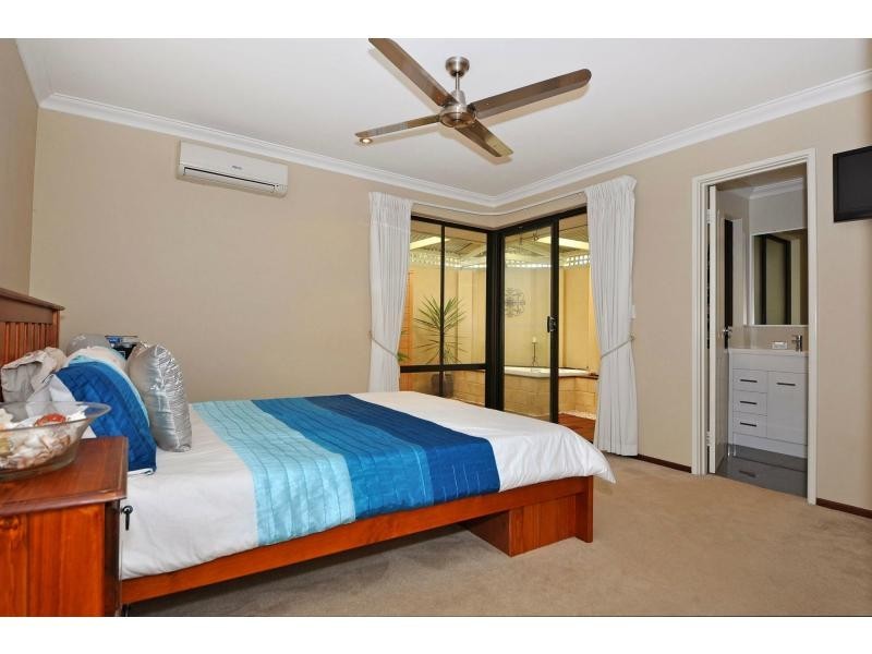 70 Royal Melbourne Avenue, Connolly WA 6027