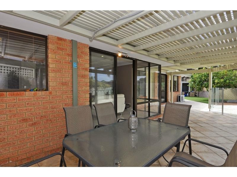 70 Royal Melbourne Avenue, Connolly WA 6027